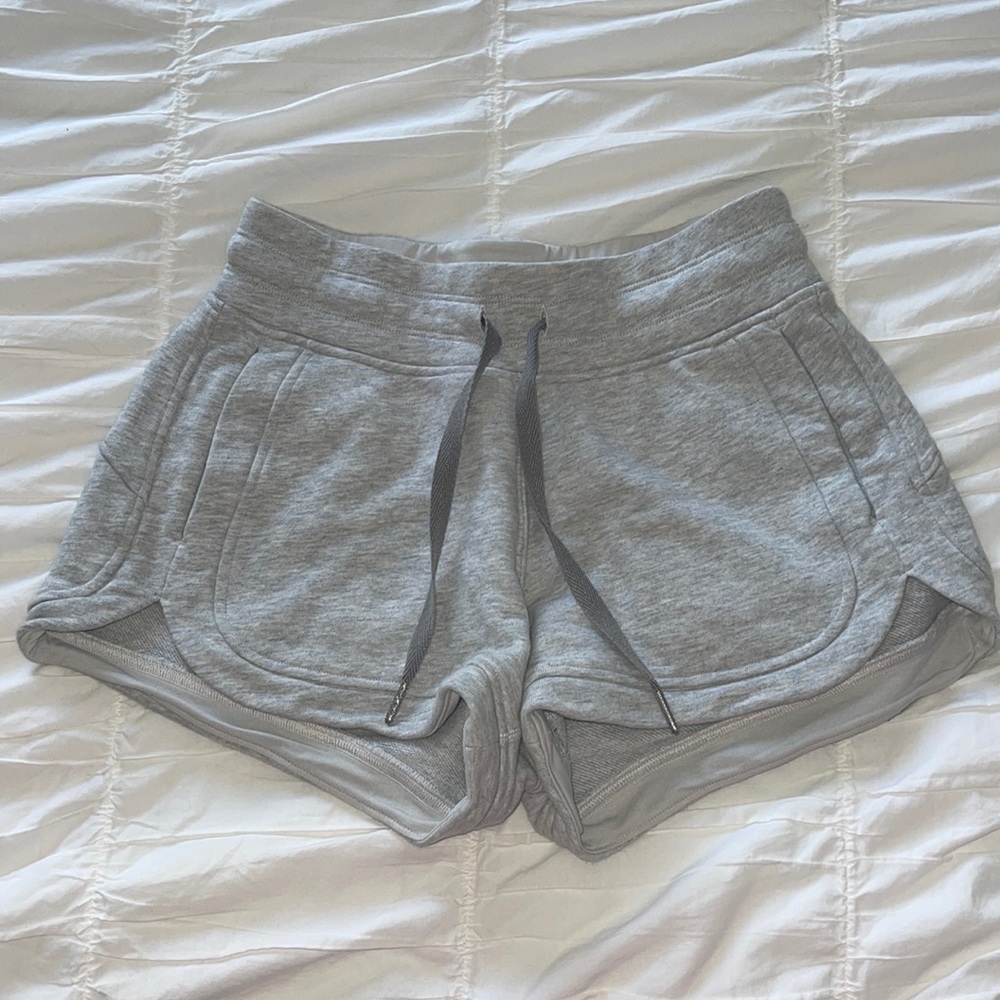 Lululemon hit reset short